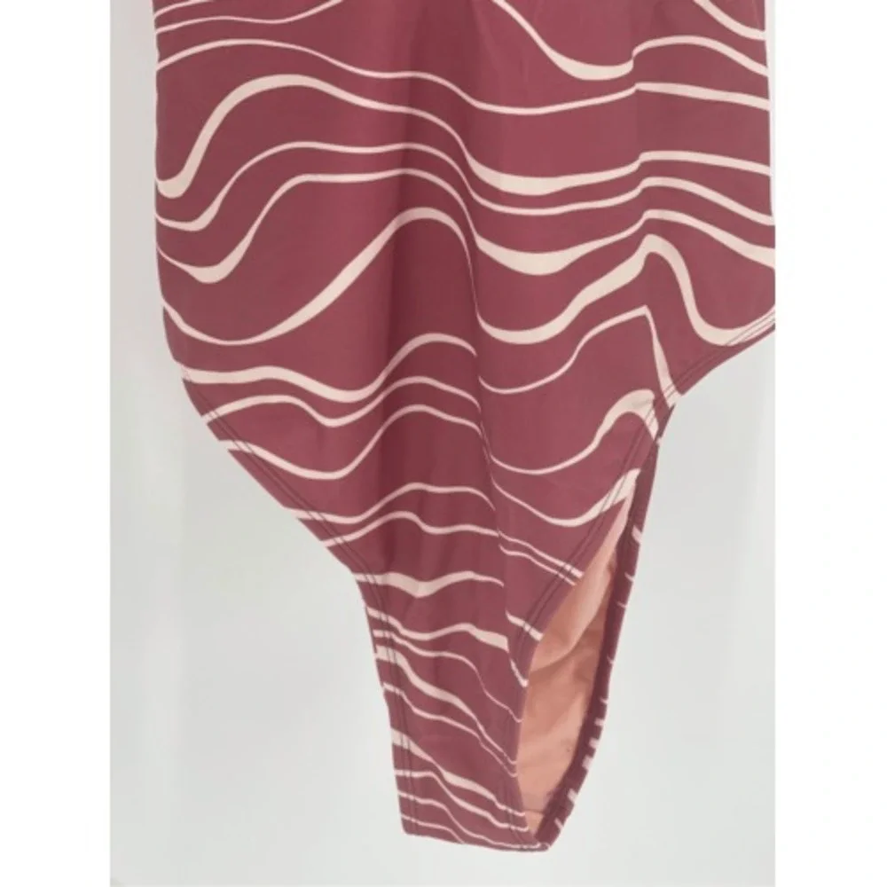 Cupshe Swimsuit One Piece Halter Women's‎ Size Medium Pink White New